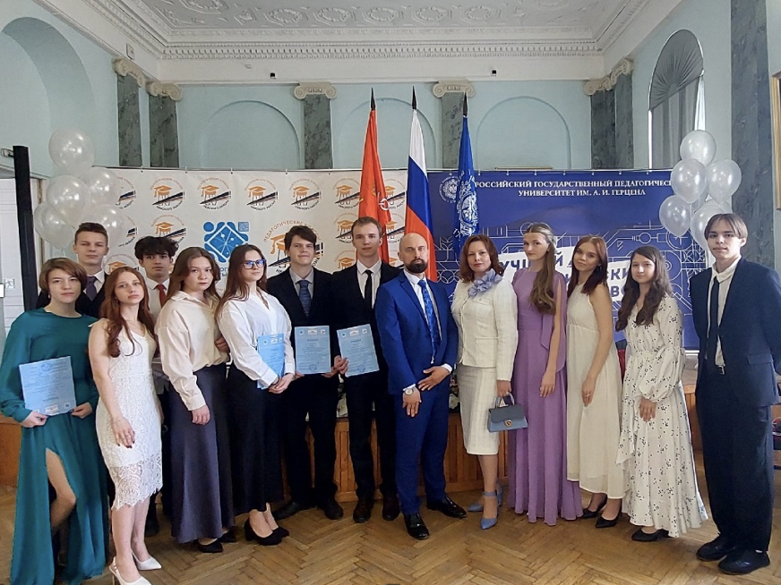 Снимок_экрана_2025-05-19_в_18.37.24.png